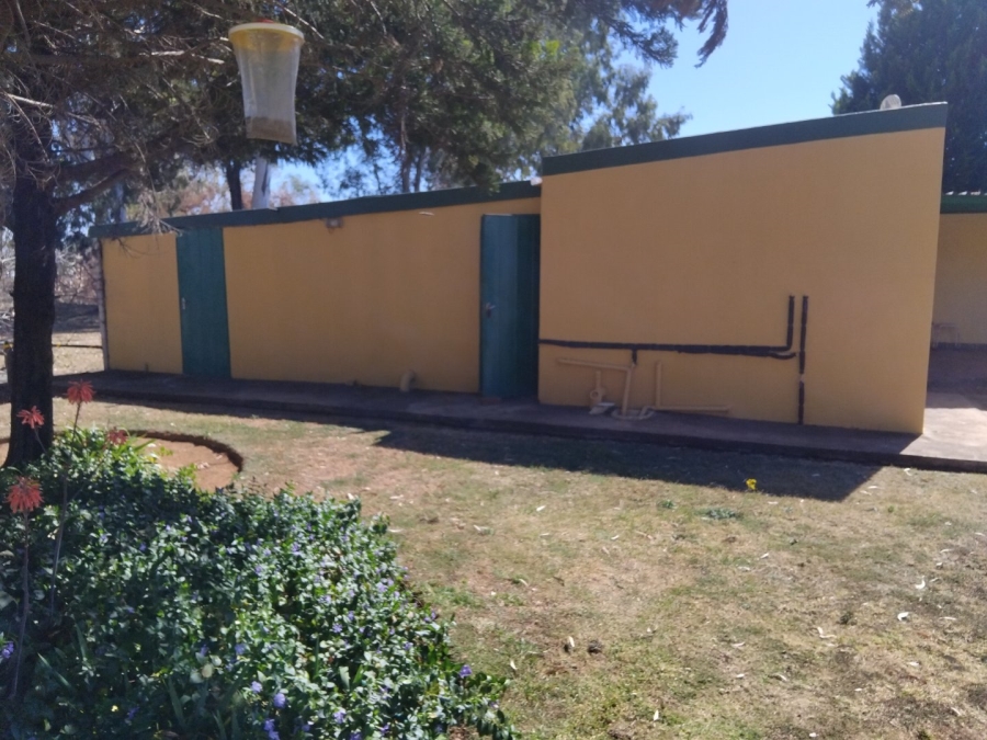 Commercial Property for Sale in Agricultural Holding 400 North West